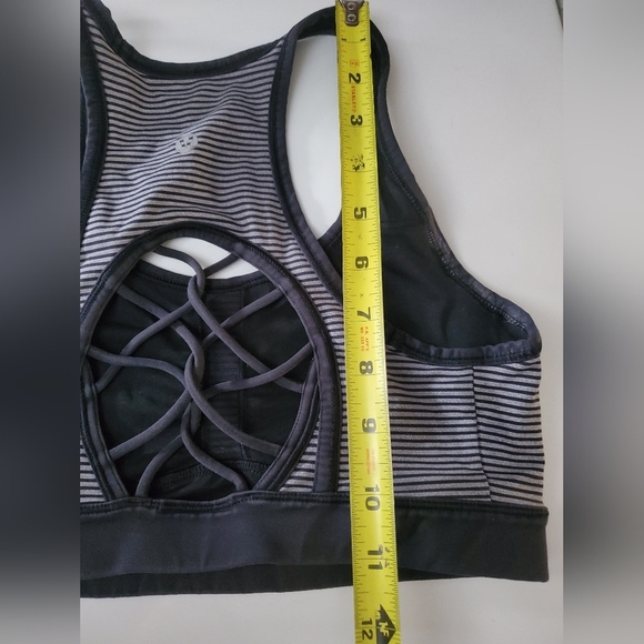 Bundle 2 Lululemon Sweaty Or Not Bra's Size 6 Full On Luxtreme Fabric - Picture 14 of 15